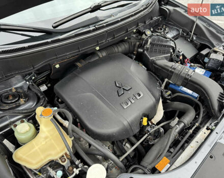 Міцубісі Аутлендер 2011 у Полтаві на Automoto.ua Сірий Міцубісі Аутлендер, об'ємом двигуна 2.2 л та пробігом 252 тис. км за 11150 $, фото 39 на Automoto.ua