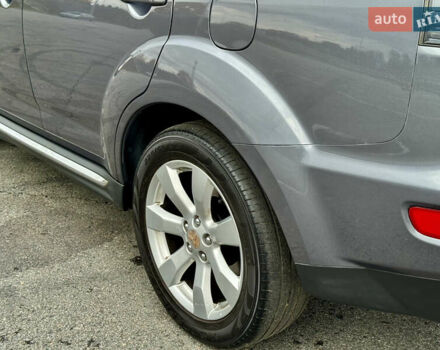 Міцубісі Аутлендер 2011 у Полтаві на Automoto.ua Сірий Міцубісі Аутлендер, об'ємом двигуна 2.2 л та пробігом 252 тис. км за 11150 $, фото 11 на Automoto.ua