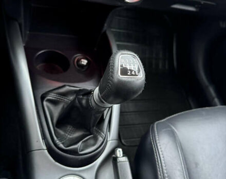 Серый Мицубиси Аутлендер, объемом двигателя 2.2 л и пробегом 160 тыс. км за 11350 $, фото 28 на Automoto.ua