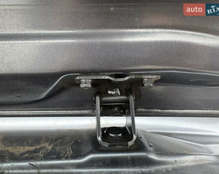 Міцубісі Аутлендер 2011 у Полтаві на Automoto.ua Сірий Міцубісі Аутлендер, об'ємом двигуна 2.2 л та пробігом 252 тис. км за 11150 $, фото 37 на Automoto.ua