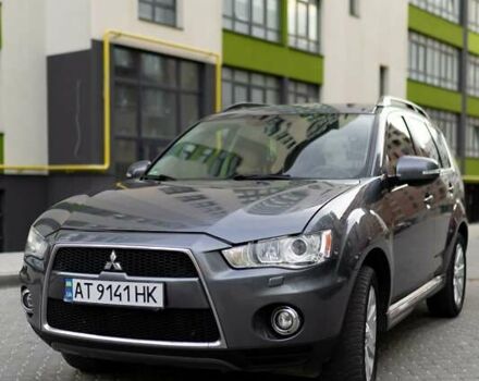 Серый Мицубиси Аутлендер, объемом двигателя 2.27 л и пробегом 291 тыс. км за 9700 $, фото 45 на Automoto.ua
