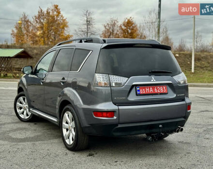 Міцубісі Аутлендер 2011 у Полтаві на Automoto.ua Сірий Міцубісі Аутлендер, об'ємом двигуна 2.2 л та пробігом 252 тис. км за 11150 $, фото 3 на Automoto.ua