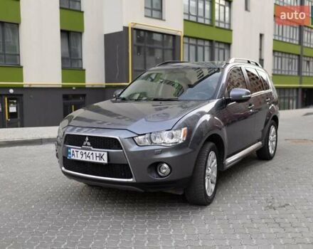 Серый Мицубиси Аутлендер, объемом двигателя 2.27 л и пробегом 291 тыс. км за 9700 $, фото 7 на Automoto.ua