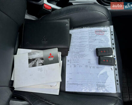 Серый Мицубиси Аутлендер, объемом двигателя 2.2 л и пробегом 160 тыс. км за 11350 $, фото 53 на Automoto.ua