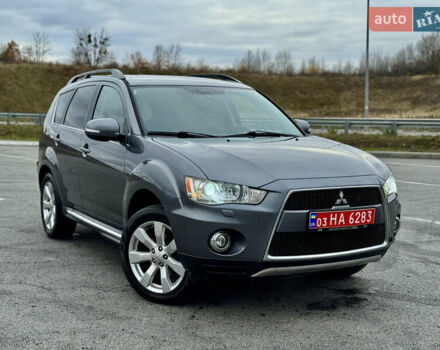 Міцубісі Аутлендер 2011 у Полтаві на Automoto.ua Сірий Міцубісі Аутлендер, об'ємом двигуна 2.2 л та пробігом 252 тис. км за 11150 $, фото 1 на Automoto.ua