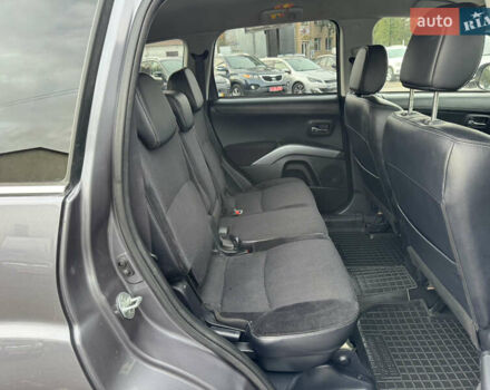 Серый Мицубиси Аутлендер, объемом двигателя 2.2 л и пробегом 211 тыс. км за 11999 $, фото 20 на Automoto.ua