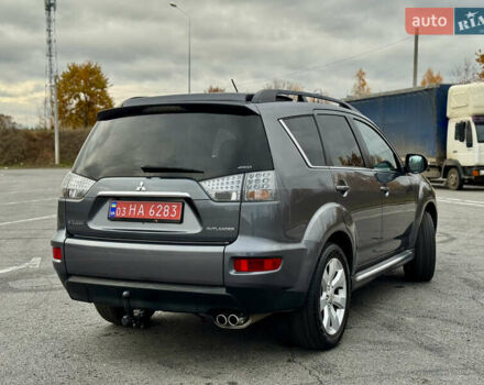 Міцубісі Аутлендер 2011 у Полтаві на Automoto.ua Сірий Міцубісі Аутлендер, об'ємом двигуна 2.2 л та пробігом 252 тис. км за 11150 $, фото 5 на Automoto.ua