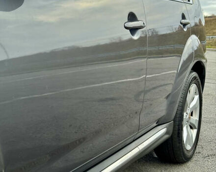 Міцубісі Аутлендер 2011 у Полтаві на Automoto.ua Сірий Міцубісі Аутлендер, об'ємом двигуна 2.2 л та пробігом 252 тис. км за 11150 $, фото 8 на Automoto.ua