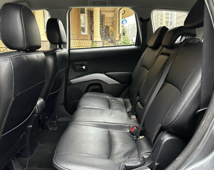 Серый Мицубиси Аутлендер, объемом двигателя 2.4 л и пробегом 226 тыс. км за 10200 $, фото 29 на Automoto.ua