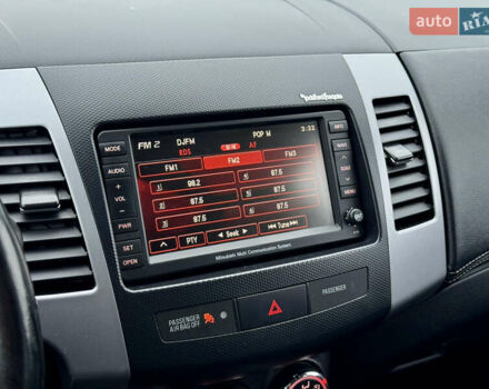 Серый Мицубиси Аутлендер, объемом двигателя 2.2 л и пробегом 160 тыс. км за 11350 $, фото 25 на Automoto.ua