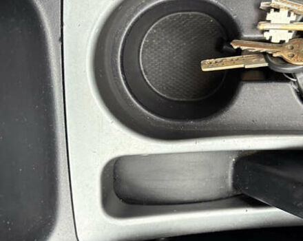 Серый Мицубиси Аутлендер, объемом двигателя 2.18 л и пробегом 233 тыс. км за 11000 $, фото 22 на Automoto.ua