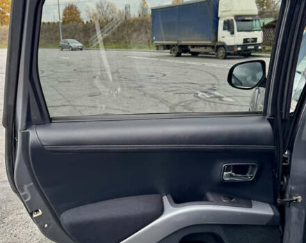 Міцубісі Аутлендер 2011 у Полтаві на Automoto.ua Сірий Міцубісі Аутлендер, об'ємом двигуна 2.2 л та пробігом 252 тис. км за 11150 $, фото 28 на Automoto.ua