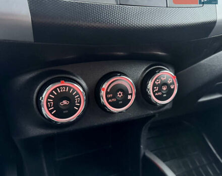 Серый Мицубиси Аутлендер, объемом двигателя 2.2 л и пробегом 160 тыс. км за 11350 $, фото 27 на Automoto.ua