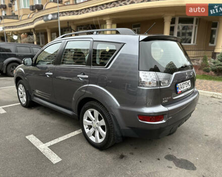 Серый Мицубиси Аутлендер, объемом двигателя 2.4 л и пробегом 226 тыс. км за 10200 $, фото 5 на Automoto.ua