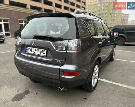 Серый Мицубиси Аутлендер, объемом двигателя 2.4 л и пробегом 226 тыс. км за 10200 $, фото 8 на Automoto.ua
