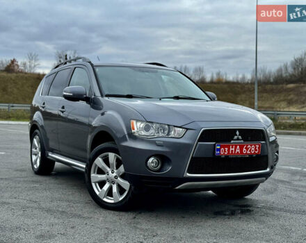 Міцубісі Аутлендер 2011 у Полтаві на Automoto.ua Сірий Міцубісі Аутлендер, об'ємом двигуна 2.2 л та пробігом 252 тис. км за 11150 $, фото 45 на Automoto.ua