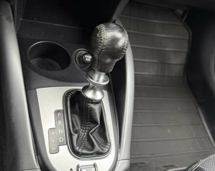 Міцубісі Аутлендер 2011 у Полтаві на Automoto.ua Сірий Міцубісі Аутлендер, об'ємом двигуна 2.2 л та пробігом 252 тис. км за 11150 $, фото 23 на Automoto.ua