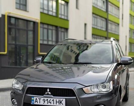 Серый Мицубиси Аутлендер, объемом двигателя 2.27 л и пробегом 291 тыс. км за 9700 $, фото 46 на Automoto.ua