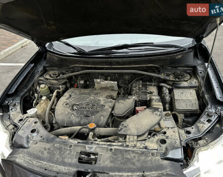 Серый Мицубиси Аутлендер, объемом двигателя 2.4 л и пробегом 226 тыс. км за 10200 $, фото 36 на Automoto.ua