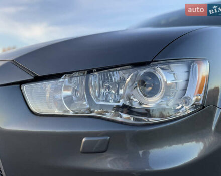 Серый Мицубиси Аутлендер, объемом двигателя 2.2 л и пробегом 171 тыс. км за 12700 $, фото 20 на Automoto.ua