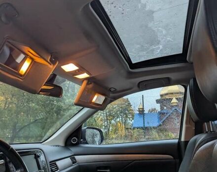 Серый Мицубиси Аутлендер, объемом двигателя 2.27 л и пробегом 232 тыс. км за 12500 $, фото 16 на Automoto.ua