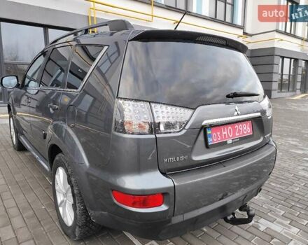 Сірий Міцубісі Аутлендер, об'ємом двигуна 2.2 л та пробігом 216 тис. км за 11250 $, фото 32 на Automoto.ua