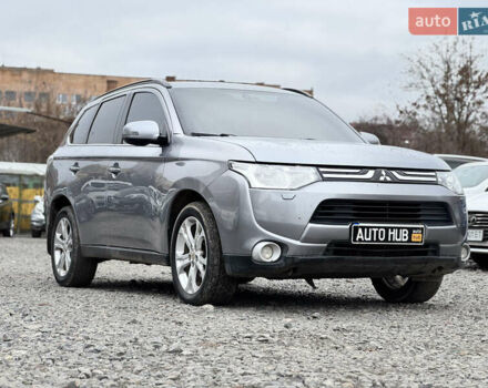 Серый Мицубиси Аутлендер, объемом двигателя 2.2 л и пробегом 190 тыс. км за 10800 $, фото 4 на Automoto.ua