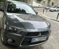 Серый Мицубиси Аутлендер, объемом двигателя 2.27 л и пробегом 207 тыс. км за 11000 $, фото 1 на Automoto.ua