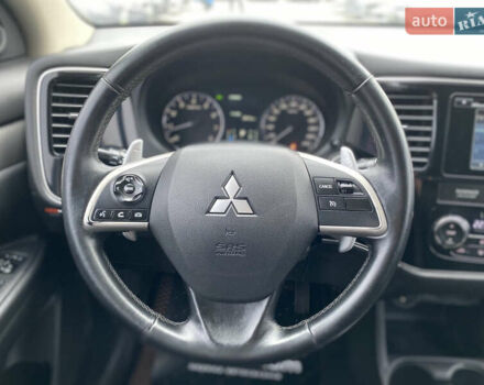 Сірий Міцубісі Аутлендер, об'ємом двигуна 2.4 л та пробігом 228 тис. км за 12000 $, фото 21 на Automoto.ua