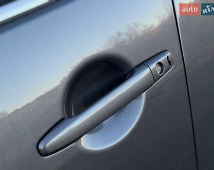 Серый Мицубиси Аутлендер, объемом двигателя 2.2 л и пробегом 171 тыс. км за 12700 $, фото 23 на Automoto.ua