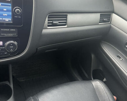 Сірий Міцубісі Аутлендер, об'ємом двигуна 2.4 л та пробігом 135 тис. км за 13500 $, фото 22 на Automoto.ua