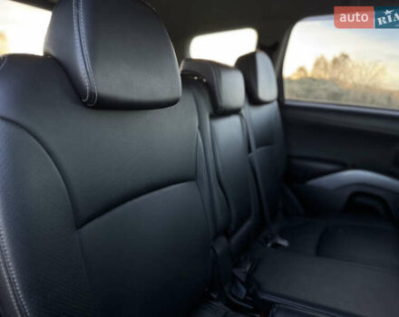 Серый Мицубиси Аутлендер, объемом двигателя 2.2 л и пробегом 171 тыс. км за 12700 $, фото 84 на Automoto.ua