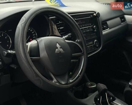 Мицубиси Аутлендер 2012 в Днепре (Днепропетровске) на Automoto.ua Серый Мицубиси Аутлендер, объемом двигателя 2 л и пробегом 216 тыс. км за 11700 $, фото 13 на Automoto.ua