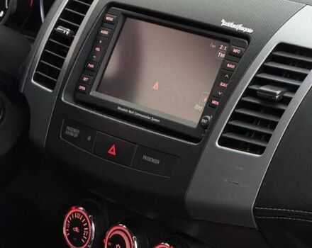 Серый Мицубиси Аутлендер, объемом двигателя 2.3 л и пробегом 160 тыс. км за 13900 $, фото 12 на Automoto.ua