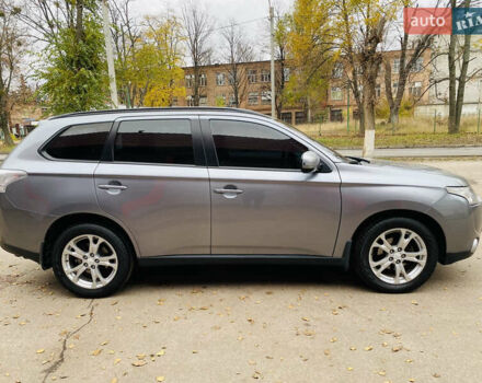 Сірий Міцубісі Аутлендер, об'ємом двигуна 2.36 л та пробігом 135 тис. км за 11500 $, фото 8 на Automoto.ua
