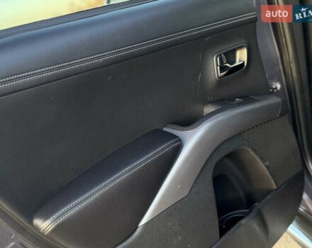 Серый Мицубиси Аутлендер, объемом двигателя 2.2 л и пробегом 171 тыс. км за 12700 $, фото 91 на Automoto.ua