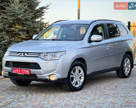 Серый Мицубиси Аутлендер, объемом двигателя 2.2 л и пробегом 189 тыс. км за 12800 $, фото 3 на Automoto.ua