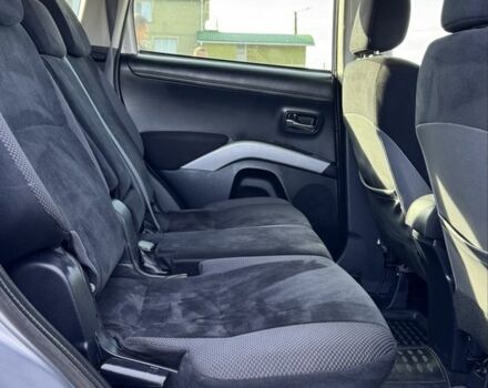 Серый Мицубиси Аутлендер, объемом двигателя 2.4 л и пробегом 239 тыс. км за 11700 $, фото 16 на Automoto.ua