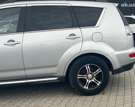 Мицубиси Аутлендер 2012 в Львове на Automoto.ua Серый Мицубиси Аутлендер, объемом двигателя 2.2 л и пробегом 169 тыс. км за 14500 $, фото 3 на Automoto.ua