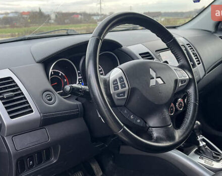 Сірий Міцубісі Аутлендер, об'ємом двигуна 2.2 л та пробігом 280 тис. км за 11100 $, фото 19 на Automoto.ua