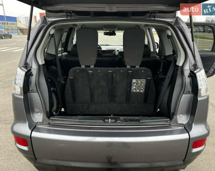 Серый Мицубиси Аутлендер, объемом двигателя 2.2 л и пробегом 206 тыс. км за 11999 $, фото 31 на Automoto.ua