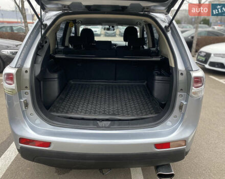 Сірий Міцубісі Аутлендер, об'ємом двигуна 2.4 л та пробігом 228 тис. км за 12000 $, фото 28 на Automoto.ua