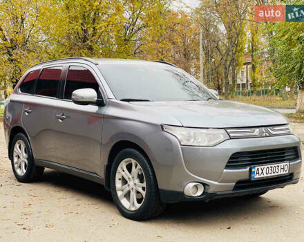 Сірий Міцубісі Аутлендер, об'ємом двигуна 2.36 л та пробігом 135 тис. км за 11500 $, фото 5 на Automoto.ua