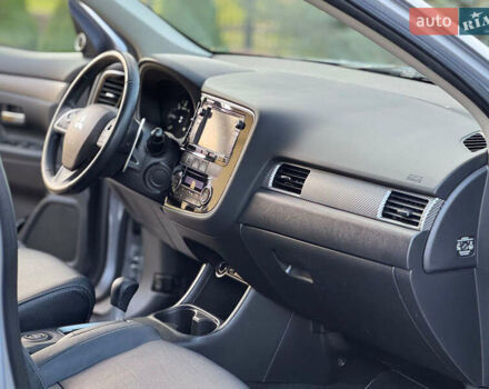 Серый Мицубиси Аутлендер, объемом двигателя 2.2 л и пробегом 188 тыс. км за 13500 $, фото 44 на Automoto.ua