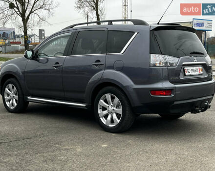 Серый Мицубиси Аутлендер, объемом двигателя 2.2 л и пробегом 206 тыс. км за 11999 $, фото 4 на Automoto.ua
