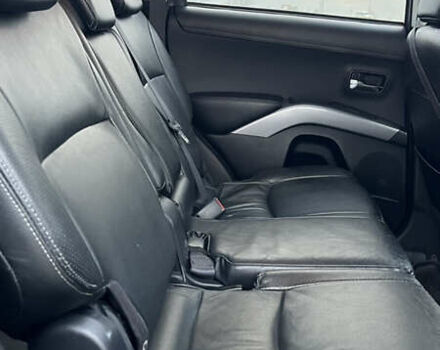 Сірий Міцубісі Аутлендер, об'ємом двигуна 2.2 л та пробігом 280 тис. км за 11100 $, фото 42 на Automoto.ua