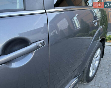 Серый Мицубиси Аутлендер, объемом двигателя 2.2 л и пробегом 186 тыс. км за 12350 $, фото 20 на Automoto.ua