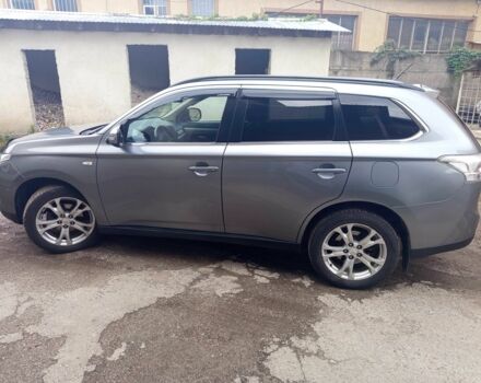 Сірий Міцубісі Аутлендер, об'ємом двигуна 2.3 л та пробігом 248 тис. км за 11550 $, фото 14 на Automoto.ua