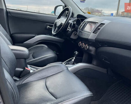 Сірий Міцубісі Аутлендер, об'ємом двигуна 2.2 л та пробігом 280 тис. км за 11100 $, фото 43 на Automoto.ua