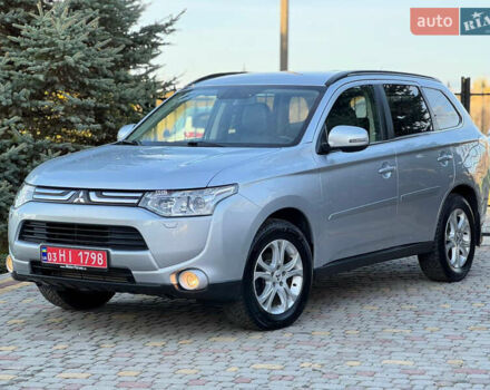 Серый Мицубиси Аутлендер, объемом двигателя 2.2 л и пробегом 188 тыс. км за 13500 $, фото 13 на Automoto.ua